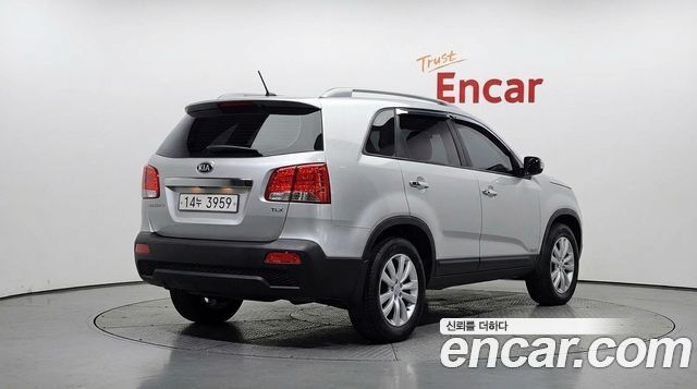 Kia Sorento Diesel 2.0 2WD TLX High-Deluxe — пробег 239 560 км — фото 2 из 5