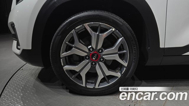 Kia Seltos из Кореи Encar