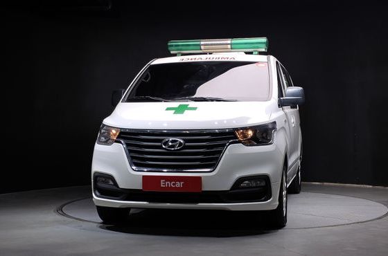 Hyundai Starex Ambulance — пробег 6 448 км — фото 3 из 5