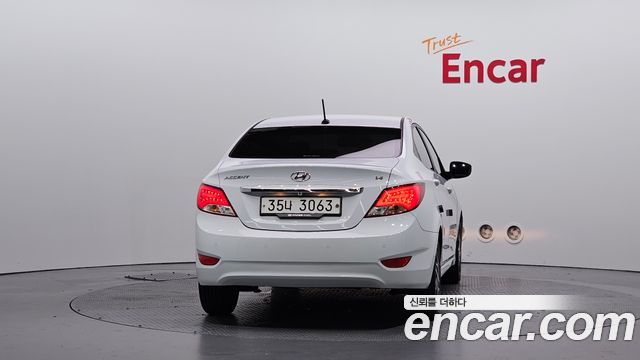 Hyundai Accent из Кореи Encar