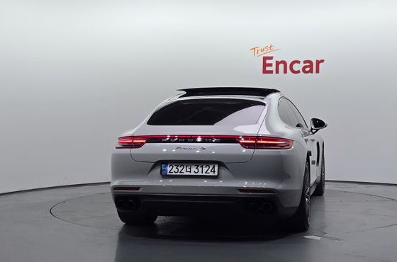 Porsche Panamera 3.0 AWD — пробег 98 554 км — фото 4 из 5