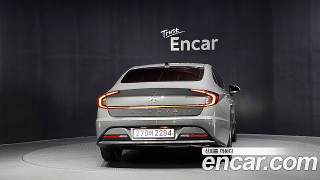 Hyundai Sonata 2.0 Premium Family — пробег 74 557 км — фото 4 из 5