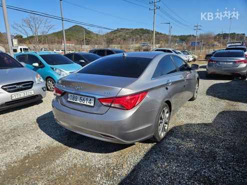 Hyundai Sonata CVVL Modern — пробег 193 673 км — фото 5 из 5