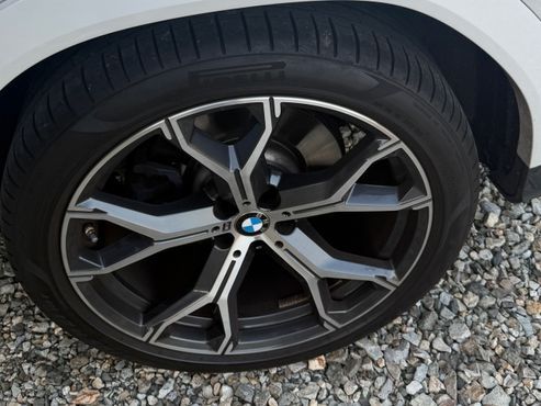 BMW X6 xDrive40i M Sport — пробег 16 143 км — фото 5 из 5