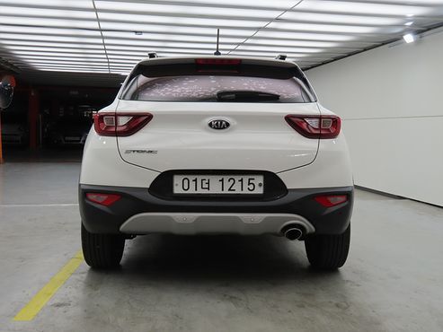 Kia Stonic 1.4 Trendy — пробег 117 189 км — фото 3 из 5