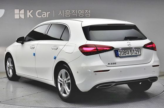 Mercedes-Benz A-Class A220 Hatchback — пробег 20 157 км — фото 4 из 5