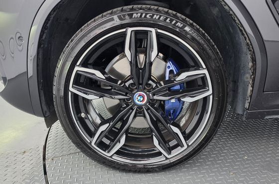 BMW X4 xDrive M40i — пробег 32 825 км — фото 5 из 5