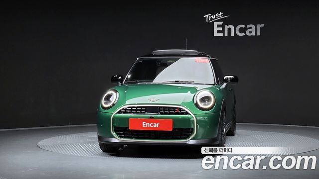 Mini Cooper Favoured — пробег 9 019 км — фото 3 из 5