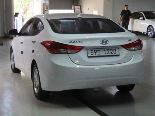 Hyundai AVANTE M16 GDI Smart — пробег 116 902 км — фото 3 из 5