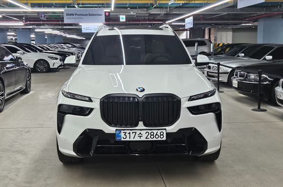 BMW X7 xDrive 40i M Sport 6STR — пробег 13 914 км — фото 3 из 5