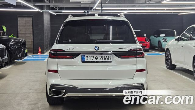 BMW X7 xDrive 40i M Sport 6STR — пробег 13 914 км — фото 4 из 5