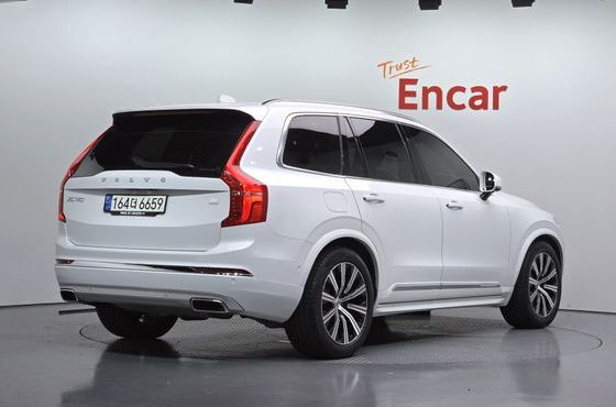 Volvo XC90 T8 Inscription Hybird — пробег 85 118 км — фото 2 из 5