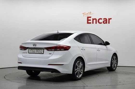 Hyundai AVANTE 1.6 GDI Value Plus — пробег 113 456 км — фото 2 из 5