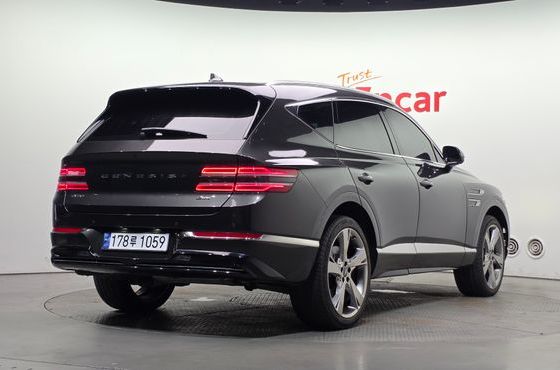 Genesis GV80 3.0 Diesel AWD — пробег 17 163 км — фото 2 из 5