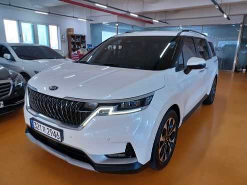 Kia Carnival Diesel 9-Seater Prestige — пробег 118 656 км — фото 3 из 5
