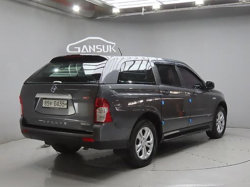 Ssangyong KORANDO 2.2 CX7 4WD Club — пробег 111 512 км — фото 4 из 5