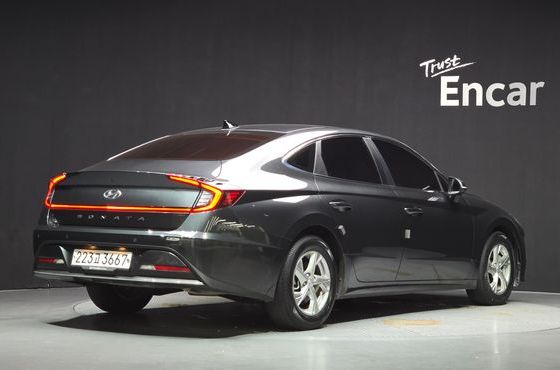 Hyundai Sonata 2.0 Premium — пробег 104 935 км — фото 2 из 5