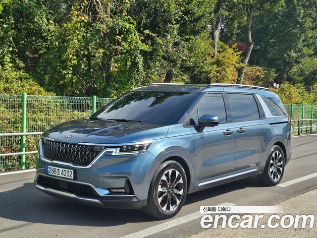 Kia Carnival Diesel 9-Seater Signature — пробег 156 661 км — фото 1 из 5