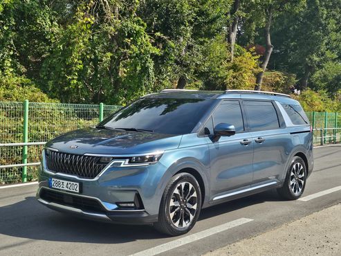 Kia Carnival Diesel 9-Seater Signature — пробег 156 661 км — фото 1 из 5