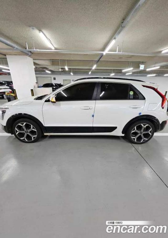 Kia Niro Trendy — пробег 230 587 км — фото 5 из 5