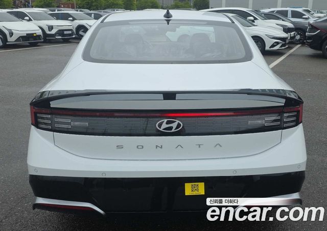 Hyundai Sonata 1.6 Turbo S — пробег 1 км — фото 3 из 5