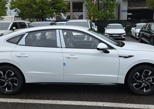 Hyundai Sonata 2.0 S — пробег 1 км — фото 5 из 5