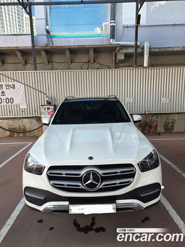 Mercedes-Benz GLE-Class GLE300d 4MATIC — пробег 123 000 км — фото 1 из 5
