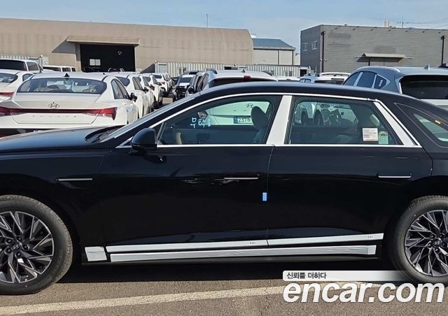 Hyundai Grandeur 2,5 Gasoline 2WD Premium — пробег 1 км — фото 2 из 5