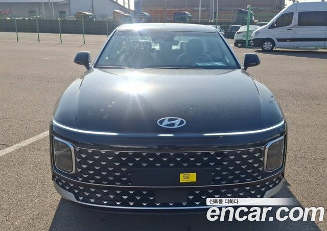 Hyundai Grandeur Premium — пробег 1 км — фото 1 из 5