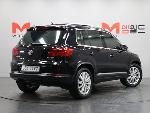 Volkswagen Tiguan 2.0 TDI Premium 5N — пробег 178 375 км — фото 4 из 5