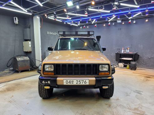 Jeep Cherokee 2.5 XJ — пробег 262 700 км — фото 1 из 5
