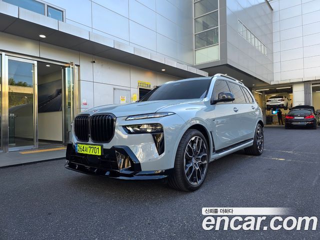 BMW X7 xDrive 40i M Sport 6STR — пробег 13 000 км — фото 3 из 5