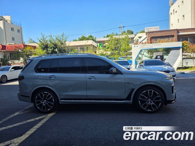 BMW X7 xDrive 40i M Sport 6STR — пробег 13 000 км — фото 5 из 5