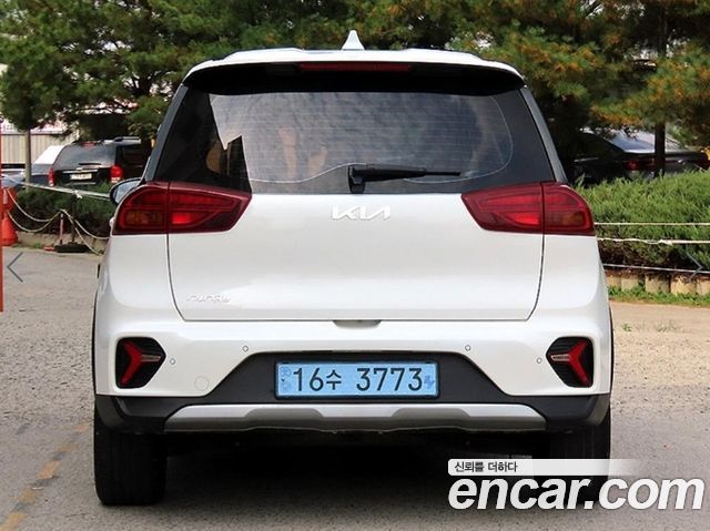 Kia Niro Air (Taxi Trim) — пробег 206 870 км — фото 4 из 5
