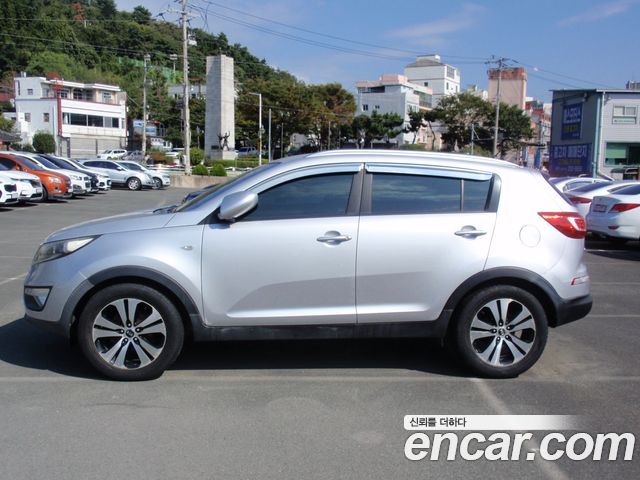 Kia Sportage Diesel(CRDI) 2WD TLX Deluxe — пробег 240 000 км — фото 3 из 5