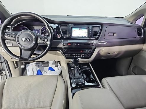 Kia Carnival 9-seater Prestige — пробег 182 864 км — фото 5 из 5