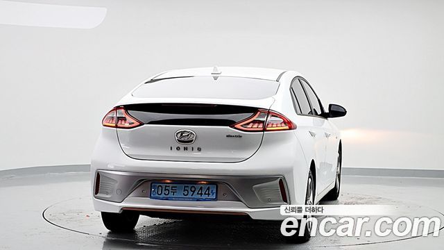 Hyundai Ioniq N — пробег 126 465 км — фото 4 из 5