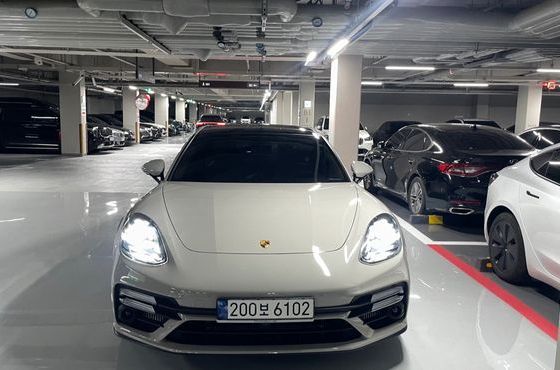 Porsche Panamera 2.9 AWD — пробег 25 500 км — фото 3 из 5