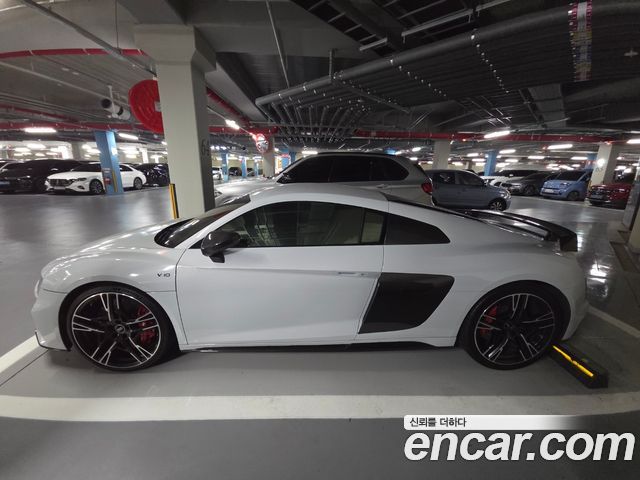 Audi R8 5.2 V10 Performance Coupe — пробег 49 200 км — фото 4 из 5