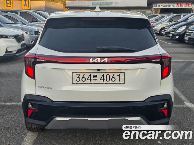 Kia Seltos из Кореи Encar