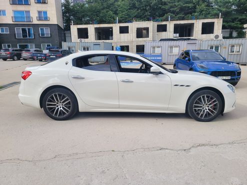 Maserati Ghibli 3.0 Diesel GranSport 3rd — пробег 120 000 км — фото 3 из 5