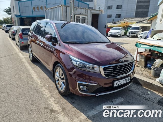 Kia Carnival из Кореи Encar