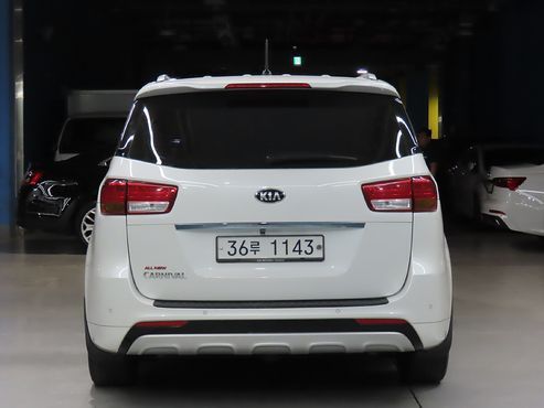 Kia Carnival 9-seater Prestige — пробег 177 337 км — фото 3 из 5