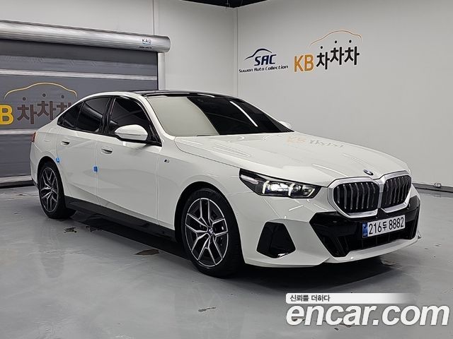 BMW 5-Series 520i M Sport — пробег 15 269 км — фото 4 из 5