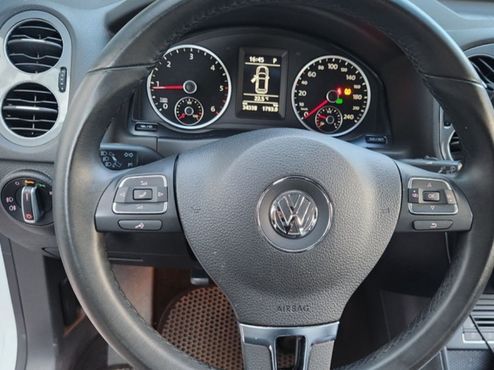 Volkswagen Tiguan 2.0 TDI Premium 5N — пробег 34 338 км — фото 5 из 5