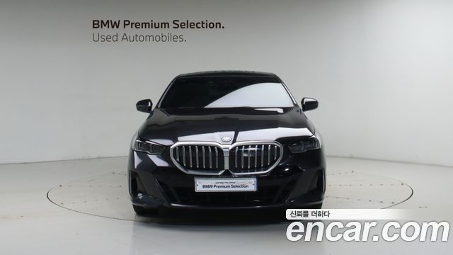 BMW i5 eDrive 40 M Sport — пробег 55 806 км — фото 3 из 5