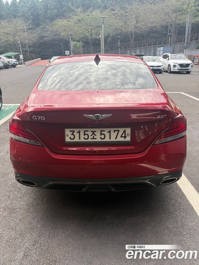 Genesis G70 2.0T Sport Package — пробег 125 000 км — фото 4 из 5