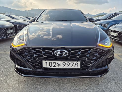 Hyundai Sonata 2.0 Premium Plus — пробег 82 850 км — фото 1 из 5