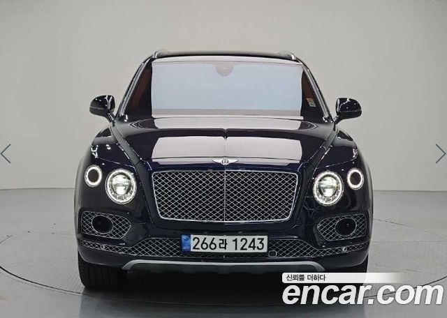 Bentley Bentayga 6.0 W12 — пробег 39 593 км — фото 1 из 5