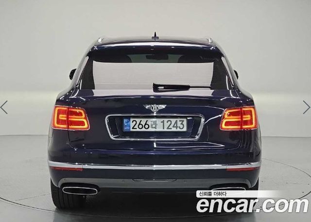 Bentley Bentayga 6.0 W12 — пробег 39 593 км — фото 3 из 5